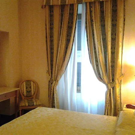 Hotell Dei Quiriti *